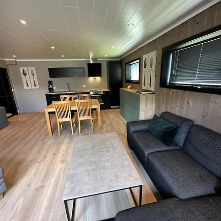 Lom Apartment