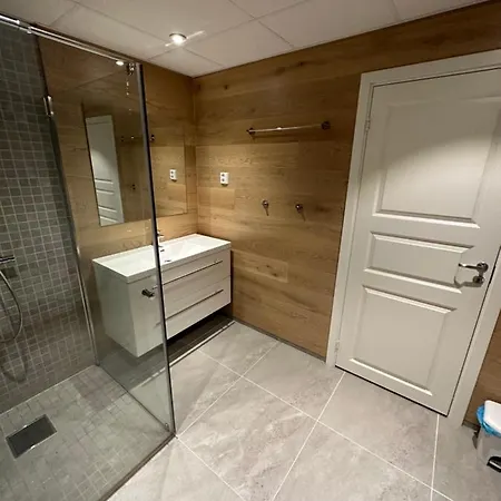 Lom Apartment Lägenhet