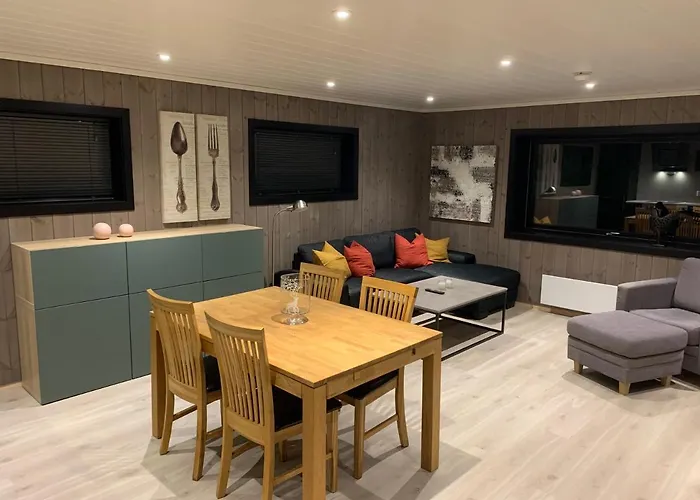 Lom Apartment *