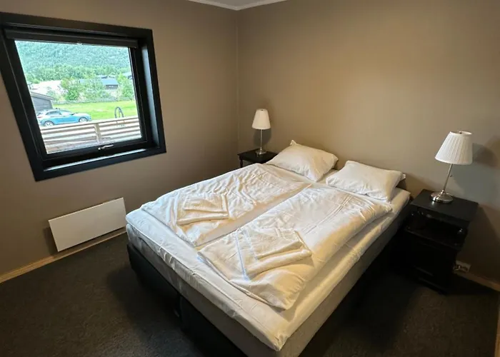 Lom Apartment *